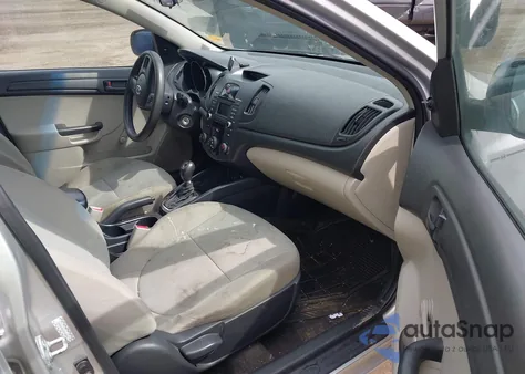 2013 Kia Forte Lx z USA, uszkodzony, nr VIN KNAFT4A29D5724932